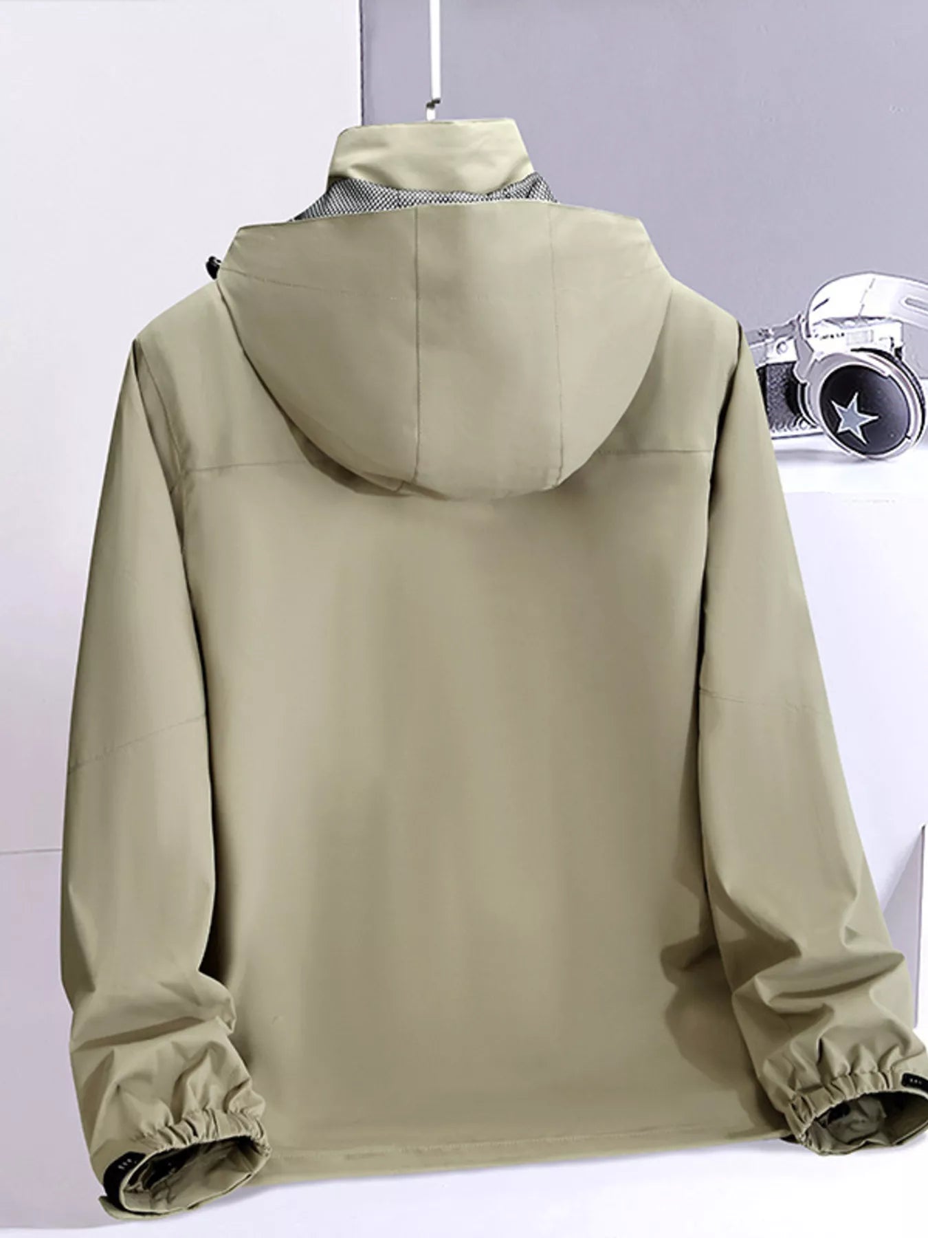 2e4c7e56efee440eadc66e1a035db565-Max-Origin