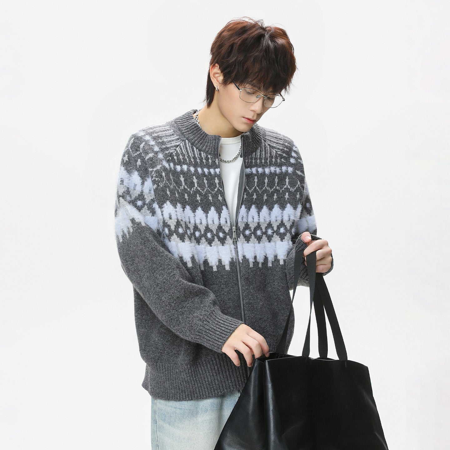 Ethnic style sweater